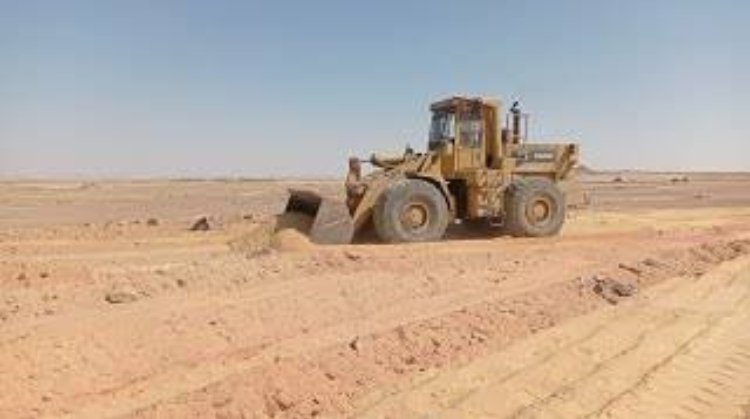 مشروع استصلاح وتسوية أراضٍ صحراوية وتنفيذ شبكات ري حديث – جنوب الصعيد…